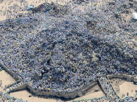 Mount Arafat (Jabal Rahmah) - Manasikhajiumrah